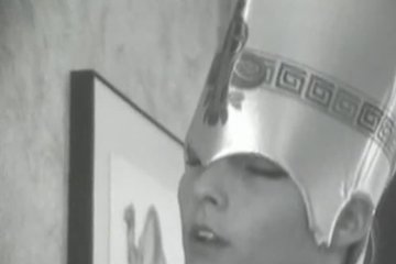 5 Blondes - Scene 03