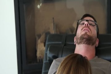 Bored beauty gets interested in her neighbor's juicy stick