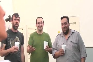 Busty sluts surround a skinny dude