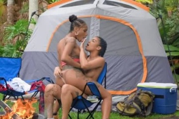 [RKPrime] Sarai Minx, Maya Farrell (Licking Pussy By The Fire / 06.13.2022)