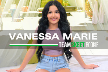 [ShesNew] Vanessa Marie - A Perky Newcomer