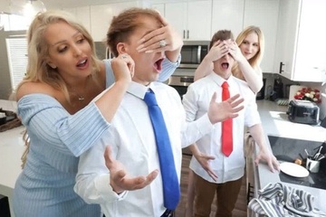 [MomSwap] Alura Jenson, Audrey Madison - Home Run at Home