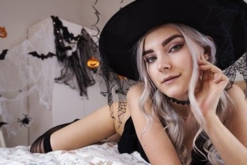 Cute horny witch gets facial and swallows cum - Eva Elfie
