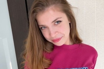 Did you see my scrunchy? - POV real sex with cute teen 4K