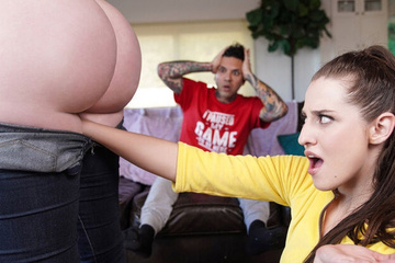 [Brazzers] Aubree Valentine, Abigaiil Morris - Horny Cosplay Cutie Fists Gorgeous Ginger Goddess